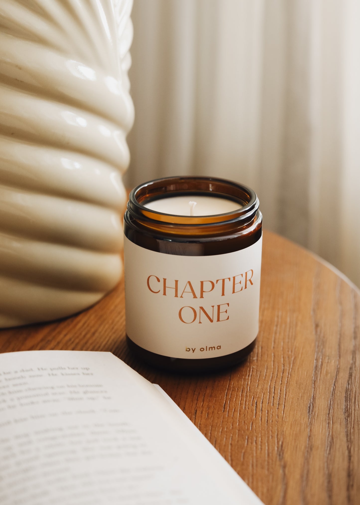 Chapter One - Book Lover Candle - 9oz Amber