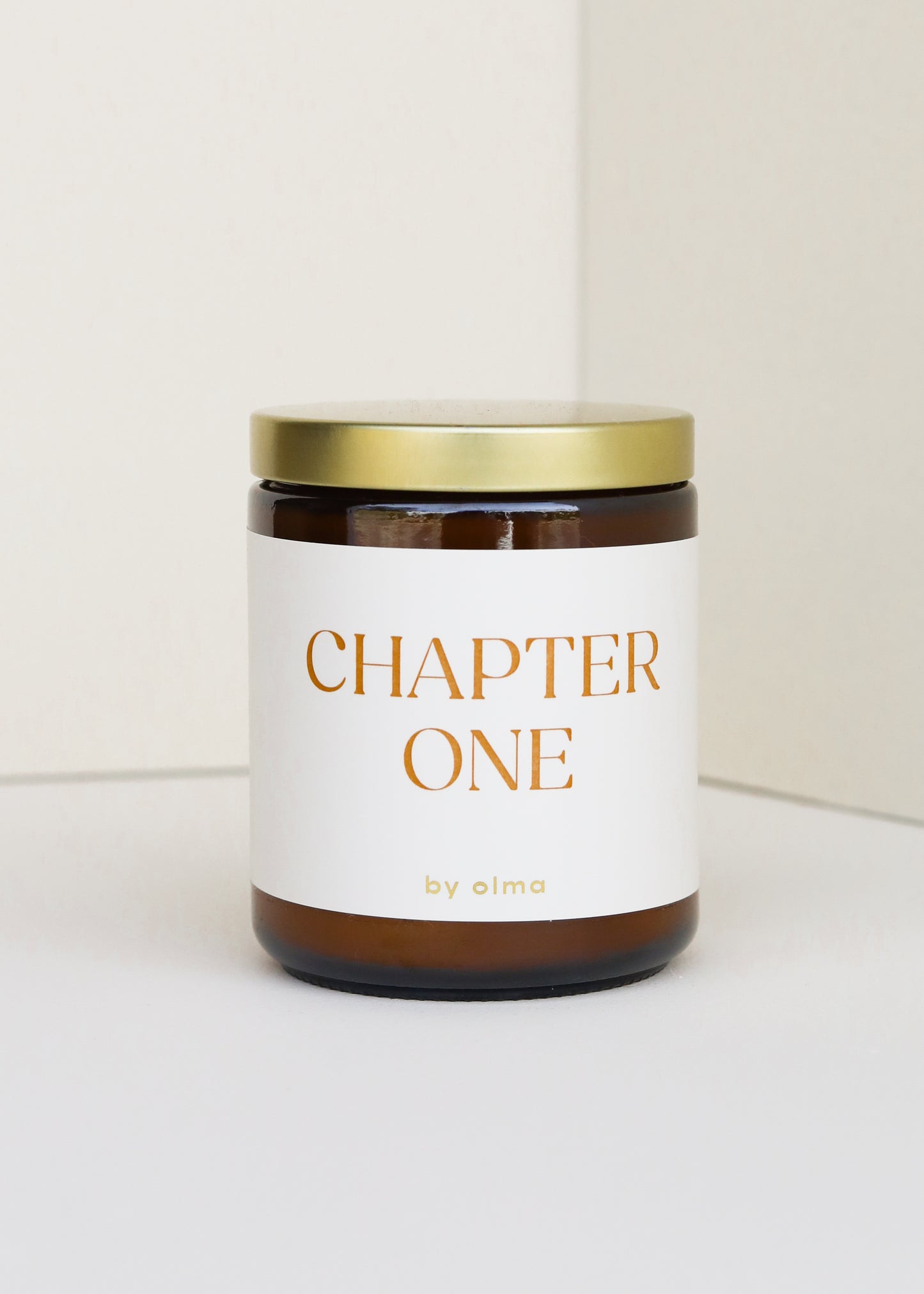 Chapter One - Book Lover Candle - 9oz Amber
