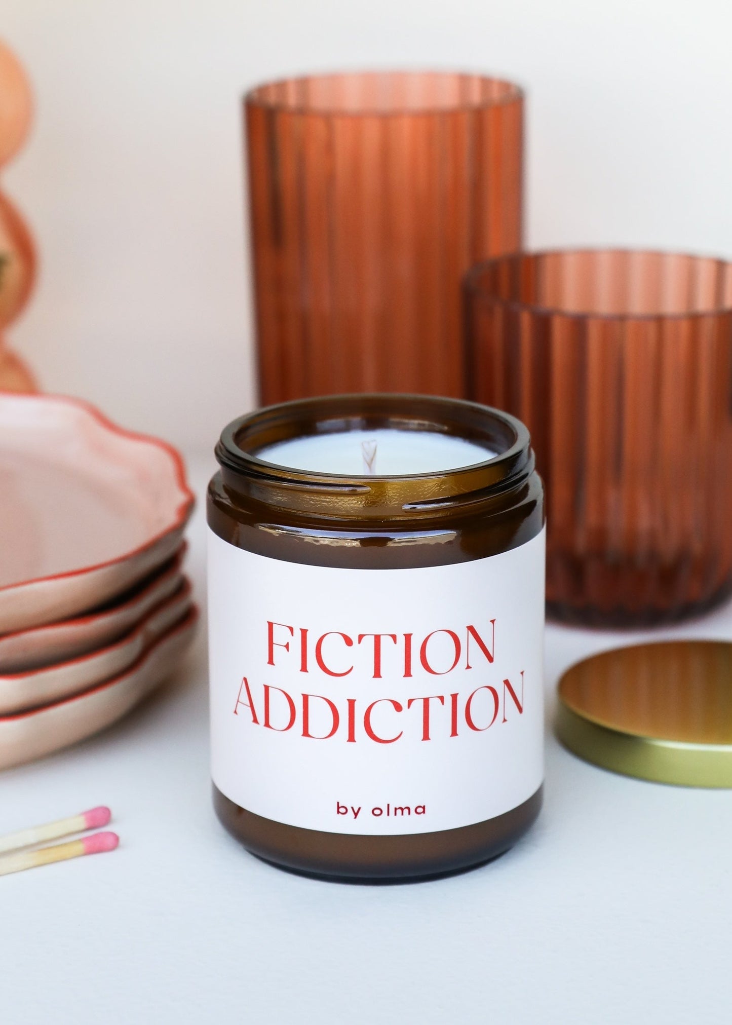 Fiction Addiction - Book Lover Candle - 9oz Amber