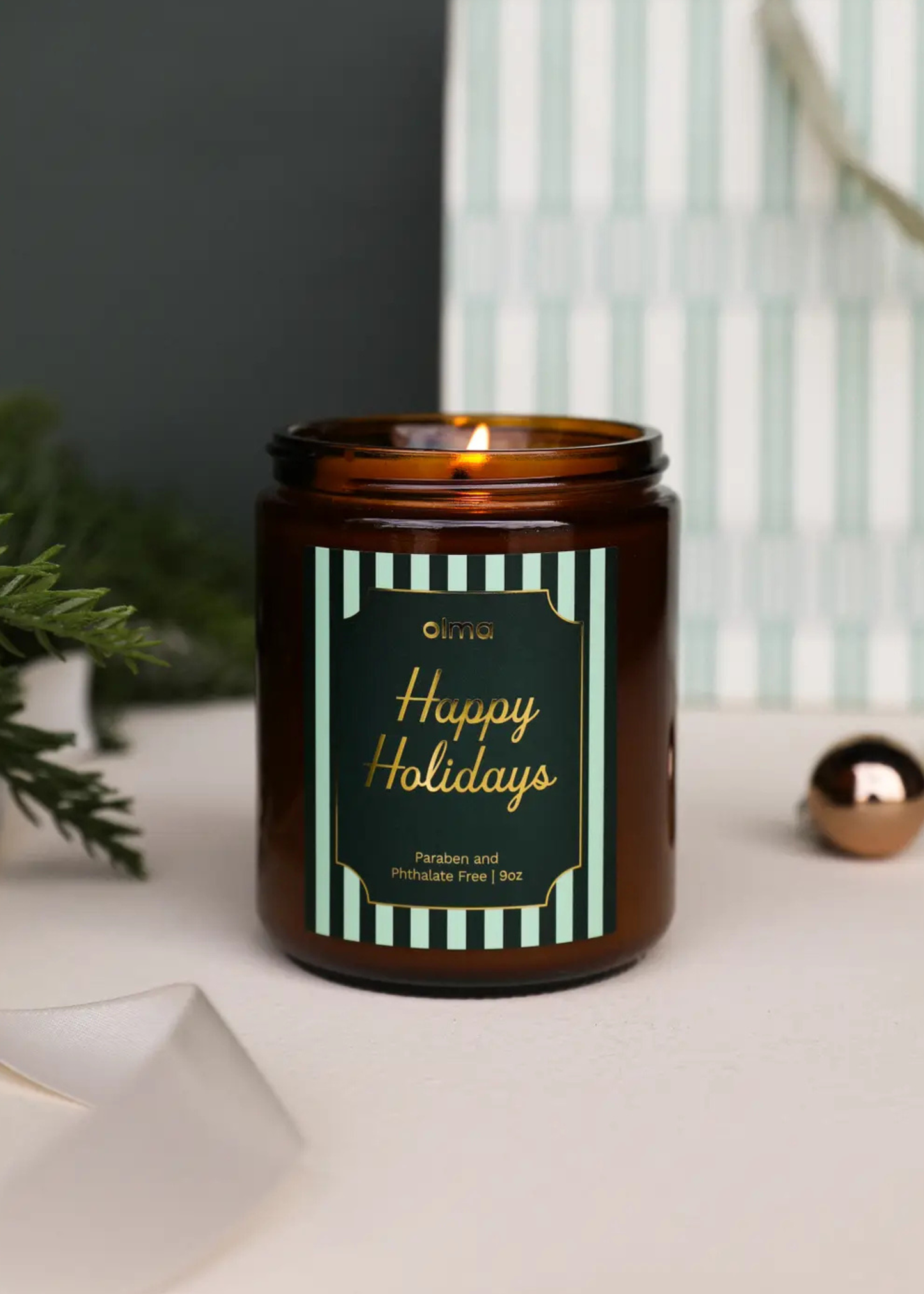 9oz - Happy Holidays Candle - Amber
