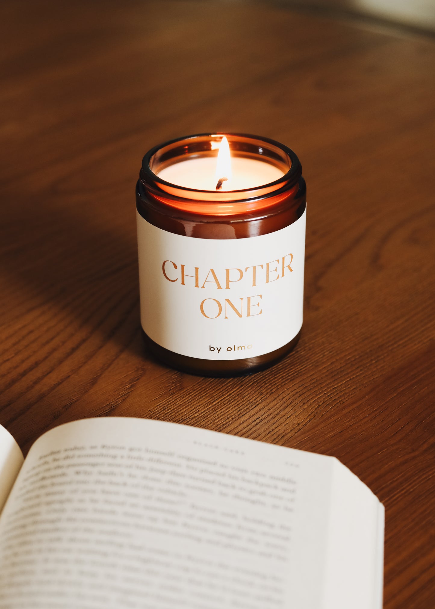 Chapter One - Book Lover Candle - 9oz Amber